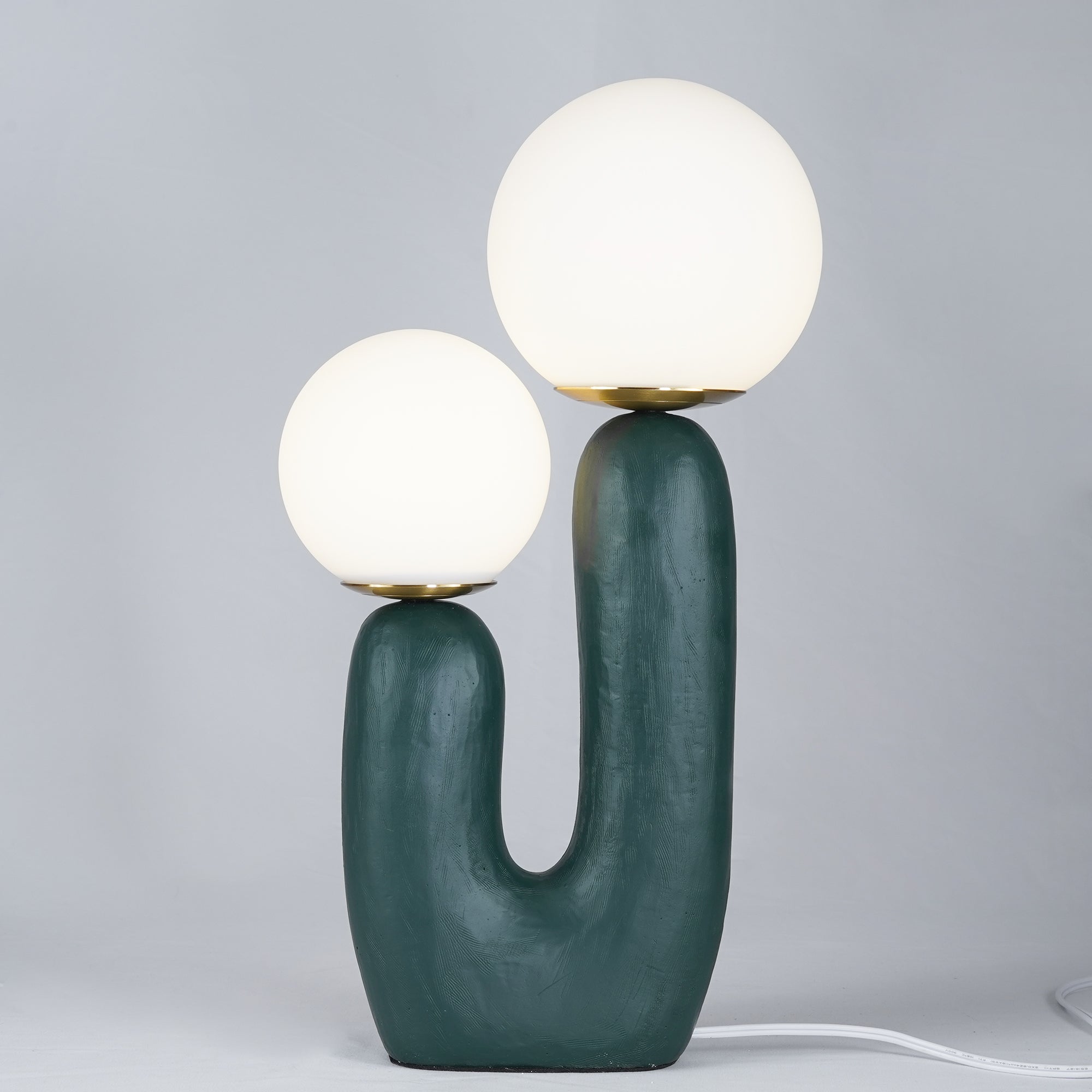BowLift | Contemporary Style Table Lamp with Natural Accent