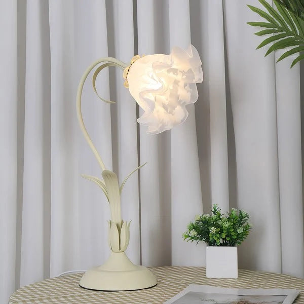 BowLift | BloomBeam - Adjustable Retro Table Lamp