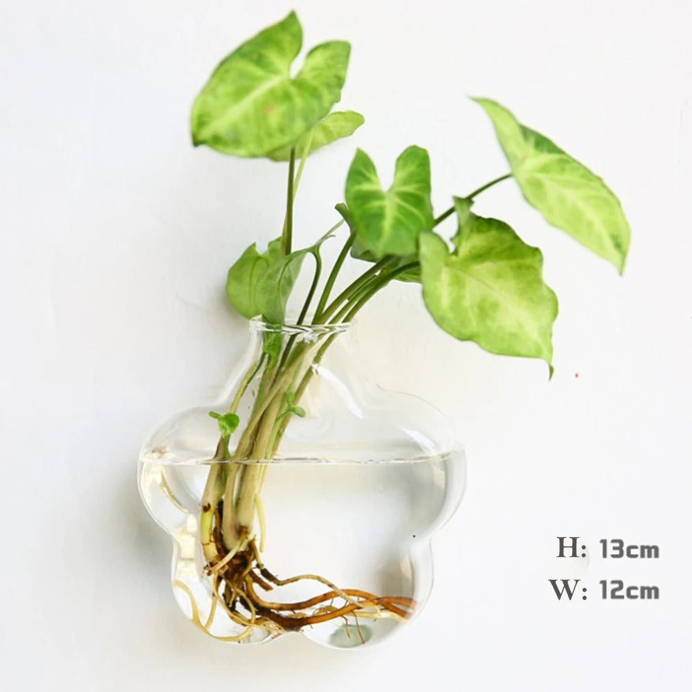 BowLift | Wall vase made of glass