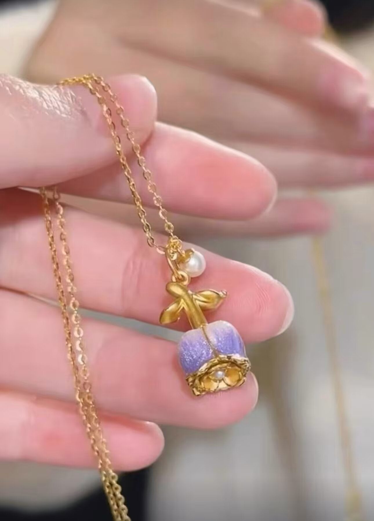 BowLift | Elegant Rose Necklace Charm