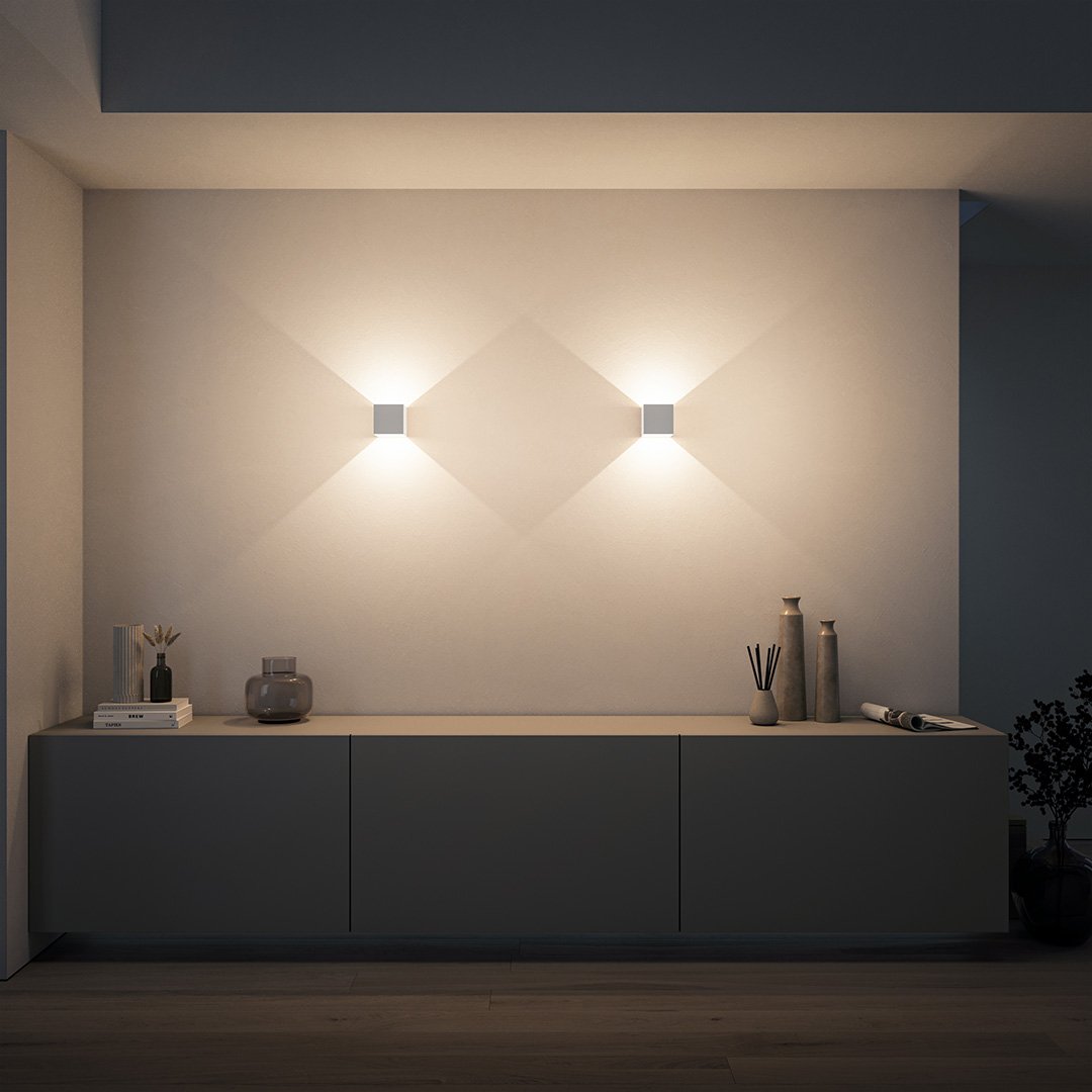 BowLift | Elegant LED wall lamp with atmospheric, warm light